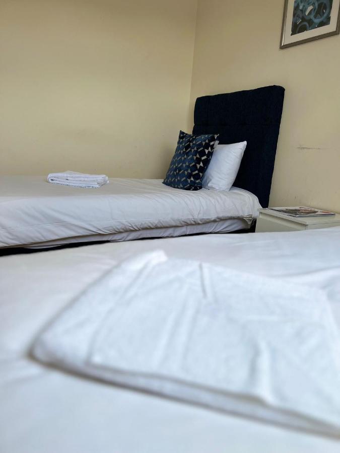 Stanwell Rc Airport Rooms מראה חיצוני תמונה