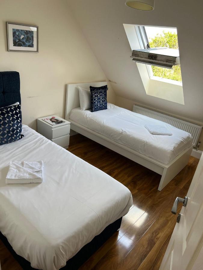 Stanwell Rc Airport Rooms מראה חיצוני תמונה