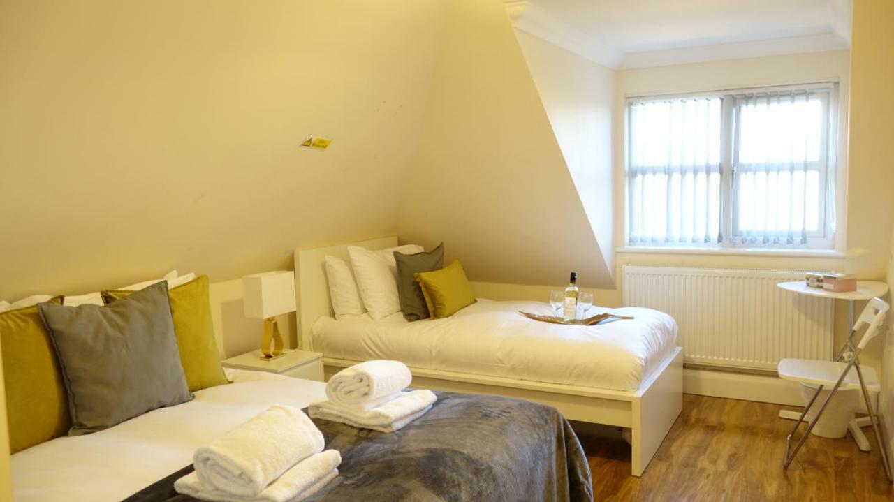 Stanwell Rc Airport Rooms מראה חיצוני תמונה