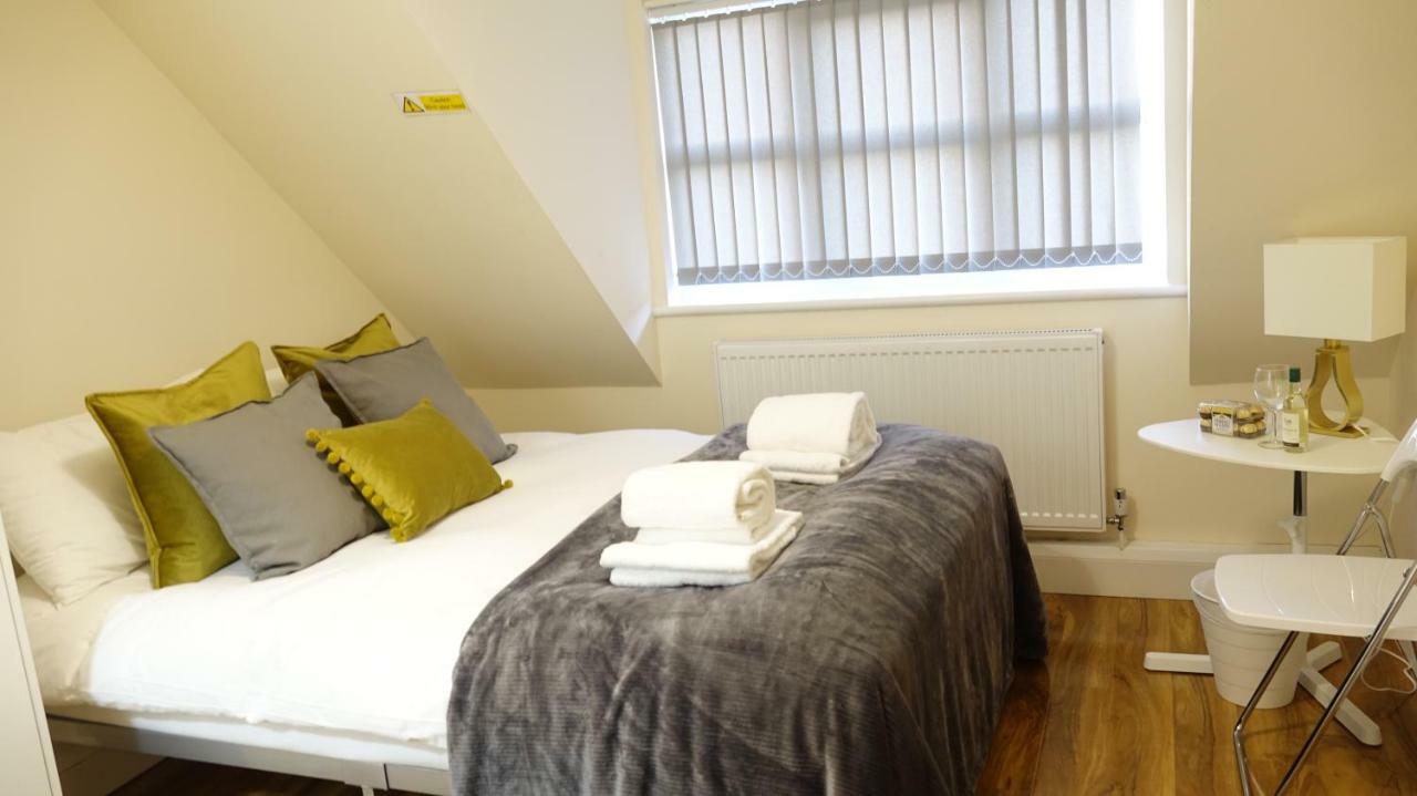 Stanwell Rc Airport Rooms מראה חיצוני תמונה