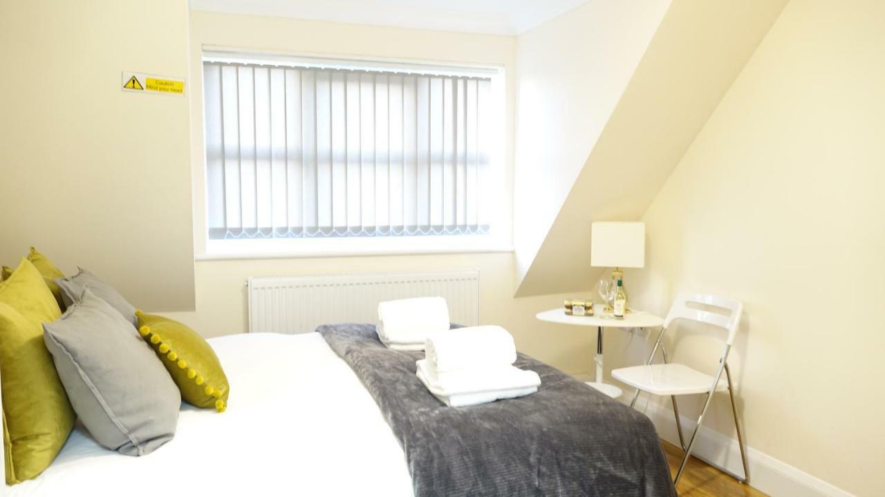 Stanwell Rc Airport Rooms מראה חיצוני תמונה